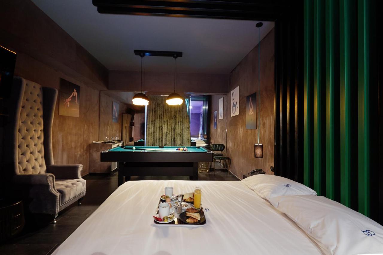 The Crystal Blue Xaidari Hotel Skaramangás 外观 照片