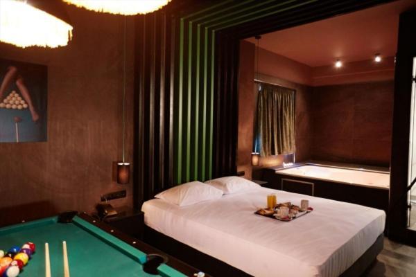 The Crystal Blue Xaidari Hotel Skaramangás 外观 照片