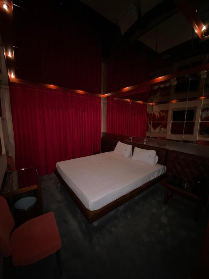 The Crystal Blue Xaidari Hotel Skaramangás 外观 照片